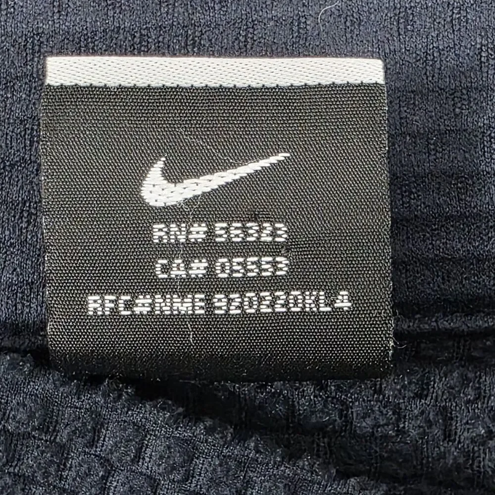 Nike Men's Medium Dark Blue 1/4 Zip Long Sleeve Golf Pullover